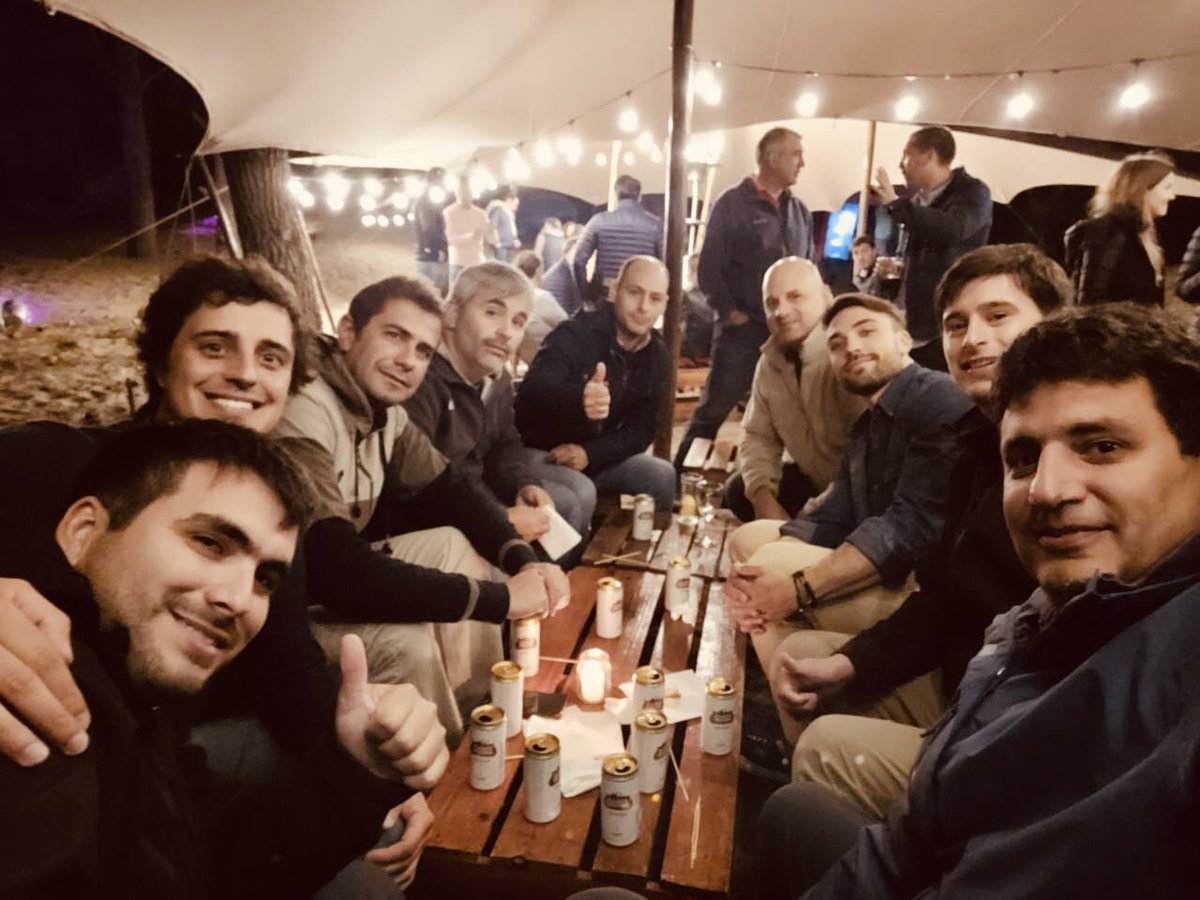 MigiottiRamiro's tweet photo. 🟡Ayer despedimos el año con mis compañeros y además amigos, tenemos un equipazo lleno de grandes valores 💪🏽 🟡

@NideraSemillas https://t.co/XFiXdUsRT8
