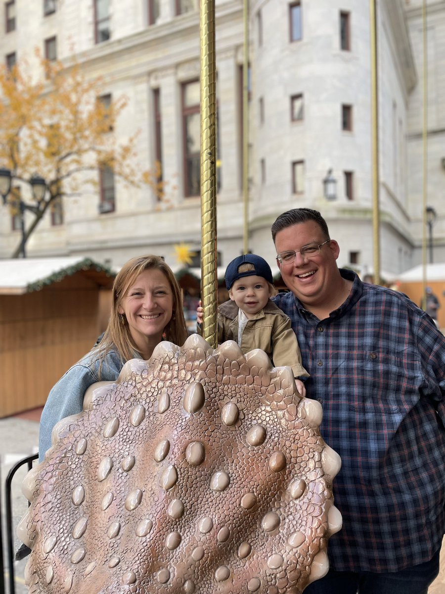 _MikeBishop's tweet photo. Having so much fun taking Mikey around to all the Christmastime attractions in our fair city. Last night was #LumiNature at the @phillyzoo and today was the Christmas Village at City Hall/Dilworth Park/Love Park! https://t.co/qmfmOhA4gb
