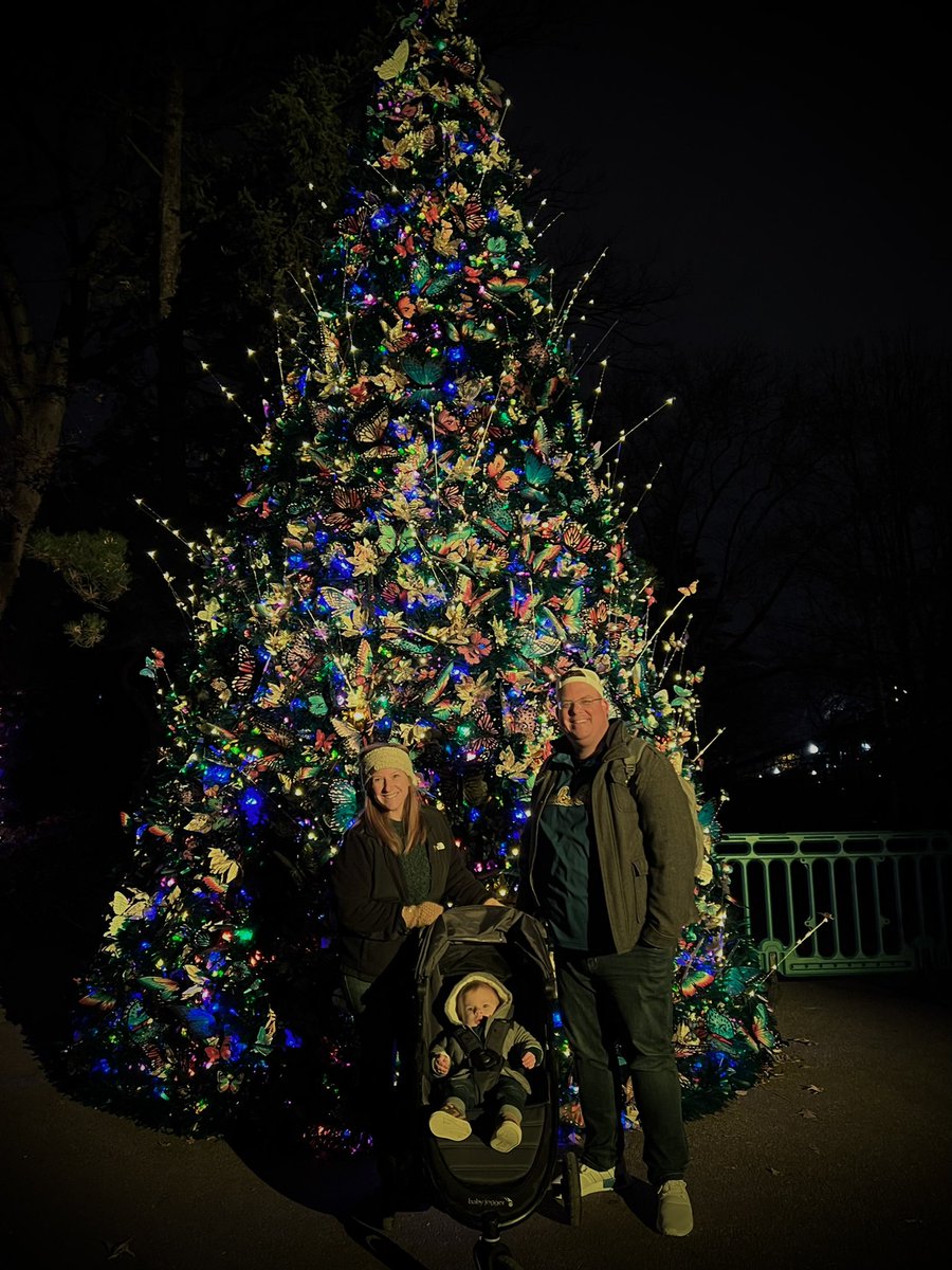 _MikeBishop's tweet photo. Having so much fun taking Mikey around to all the Christmastime attractions in our fair city. Last night was #LumiNature at the @phillyzoo and today was the Christmas Village at City Hall/Dilworth Park/Love Park! https://t.co/qmfmOhA4gb