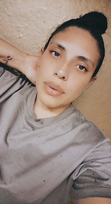 Sweatpants hair tied 🤟🏼 https://t.co/uE4vMftisO<a href="/tag/superfan"class="tags"><span>#superfan</span></a>