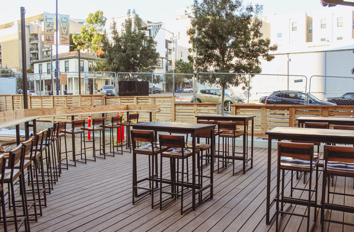 SDBeerNews's tweet image. BIG NEWS: The @LostAbbey Church in downtown #SanDiego&apos;s East Village will open to the public TOMORROW, Friday, 12/3 at 4PM. Grab your rosaries &amp;amp; come thirsty! The address is on our site - sandiegobeer.news/brewer-map

#sdbeer #beer #news #craftbeer #sdbeernews #grandopening #lostabbey