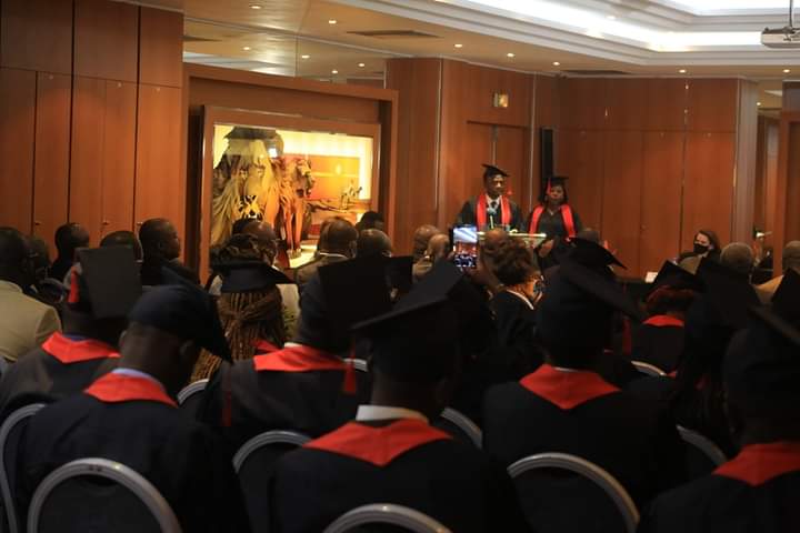 ZambleNaya's tweet photo. Le NDI, en partenariat avec USAID, a gradué aujourd'hui 16 jeunes femmes et 12 jeunes hommes de différents partis politiques.

Félicitations à l'ensemble des récipiendaires.
Mes remerciements au NDI pour sa contribution dans la formation de la jeunesse politique ivoirienne. https://t.co/AvR11cmsJu