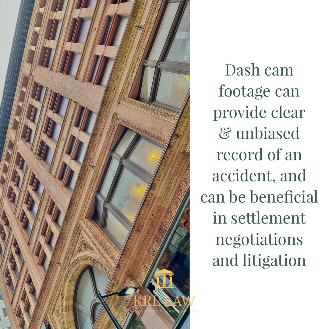 Photo 📷 by@krllawfirm. Former Simpson’s department store. Yonge and Queen. Toronto #personalinjurytoronto #mytoronto #torontolife #lawfirm #russiantoronto #torontophotographer #gta