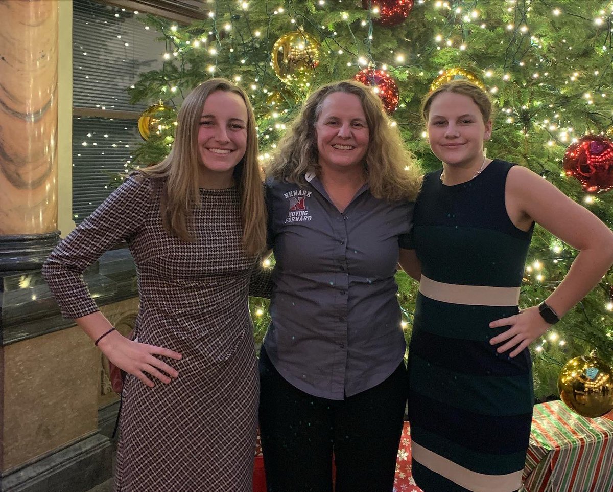 Years of work by an amazing team, led by Mayor Taylor, culminated today with a $10M grant being awarded today to the Village of Newark for Downtown Revitalization. 

#TheyChoseNewark #NewarkMovingForward #ChooseNewark