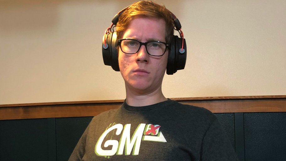 BrandonKolb's tweet photo. GIVEAWAY TIME!

Since we've reached 2500+ and 200+ on YT and Twitter, I'm giving away a 1 of 2 exclusive GoonMaster shirt. Not even my own mother has one.

TO ENTER: Follow me @BrandonKolb and Retweet this post. Winner picked in about a week. https://t.co/n4AwyvsOty