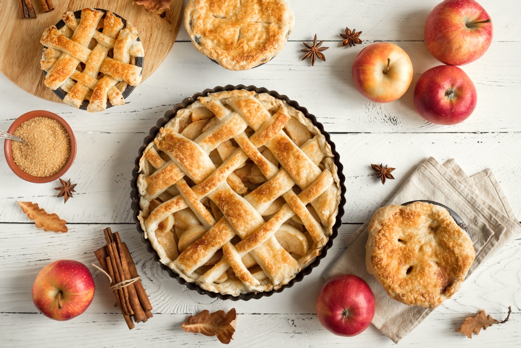 FullCircleFarms's tweet image. Pull out your tried-and-true family recipes, or search our recipes for something new, and carve out some time to bake. Find the staples you need for your favorites in our Baking Spirits Bright collection when you #CustomizeYourOrder. 

fullcircle.com/product/farm-p…