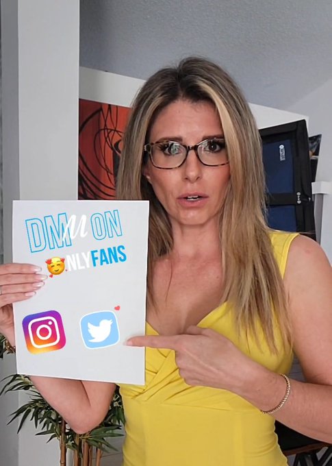 You want to PM me here or on Instagram but you should be chatting with me on  https://t.co/cdfokZXdjN<a href="/tag/mvsales"class="tags"><span>#mvsales</span></a>