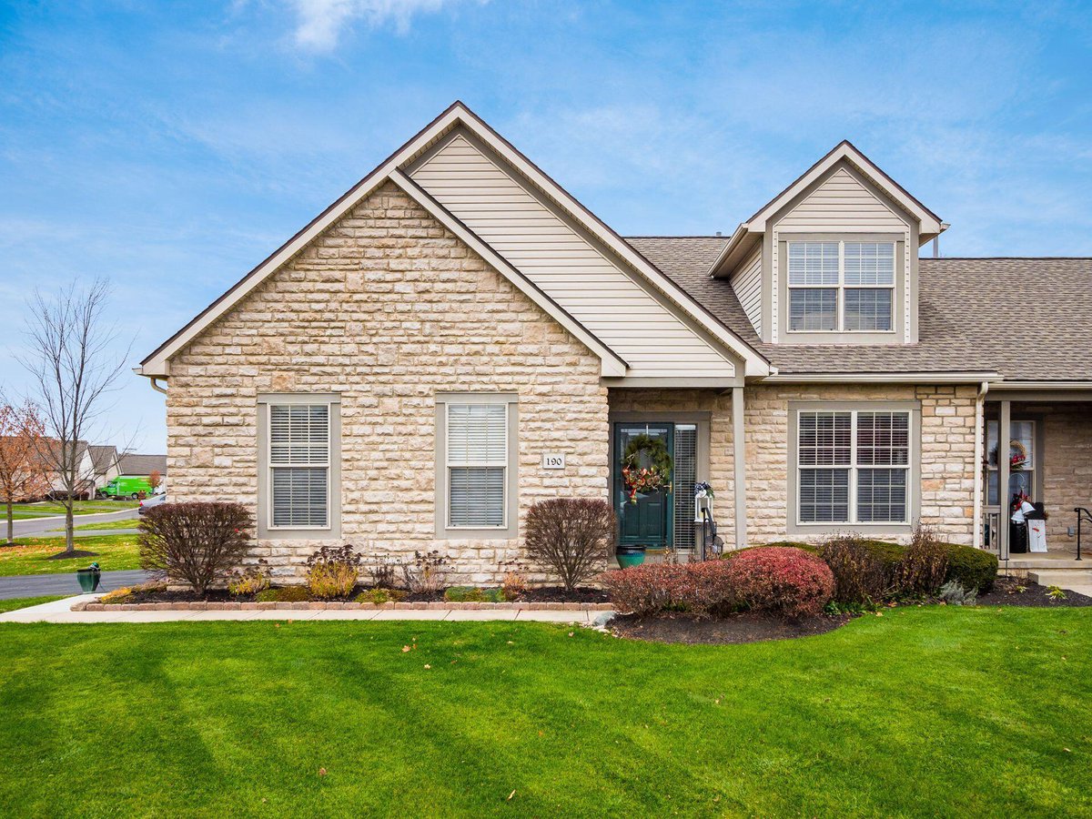 SarahMartie's tweet photo. Check out my newest listing in #Etna! Tell me what you think!  #realestate https://t.co/2PFokJjNcv https://t.co/aJurHwUTWy