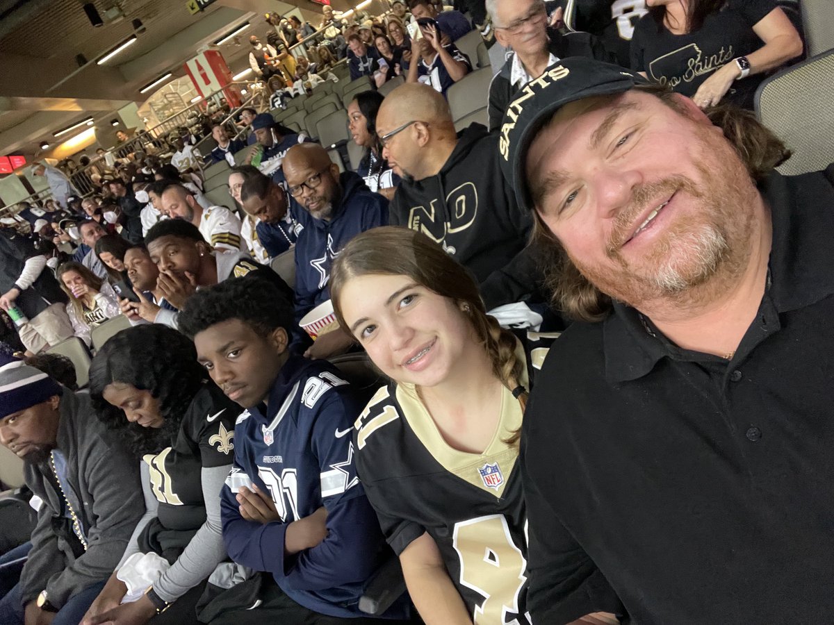 RanRich79's tweet photo. #SaintsGameDay https://t.co/3PI7hIDQ42