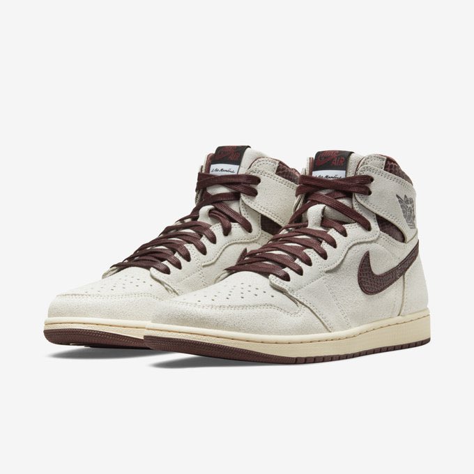 sneakerbost's tweet photo. A Ma Maniere x Air Jordan 1 Retro High OG 'Sail and Burgundy' releases tomorrow (12/3) at 7am PT/10am ET .
=>https://t.co/zCbsVEdaoF https://t.co/IHoapB8zEX