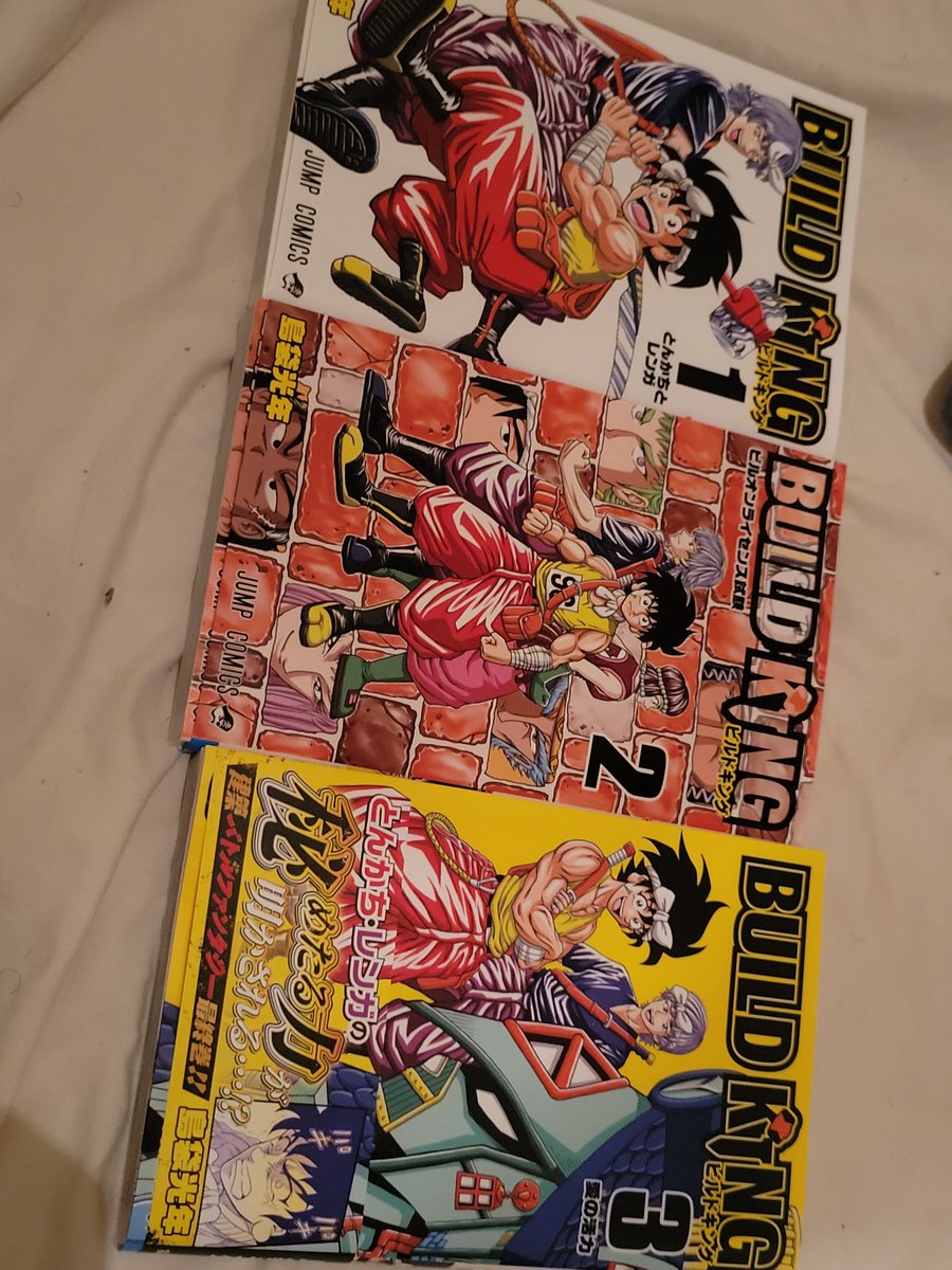 TheSugoiSauce's tweet photo. All 3 volumes of #BuildKing just touched down

Gonna miss this gem of a series, but make no mistake, its rawness and swag will live on indefinitely within its fans. 

Thank you Shimabukuro https://t.co/l1LQ0VidlK