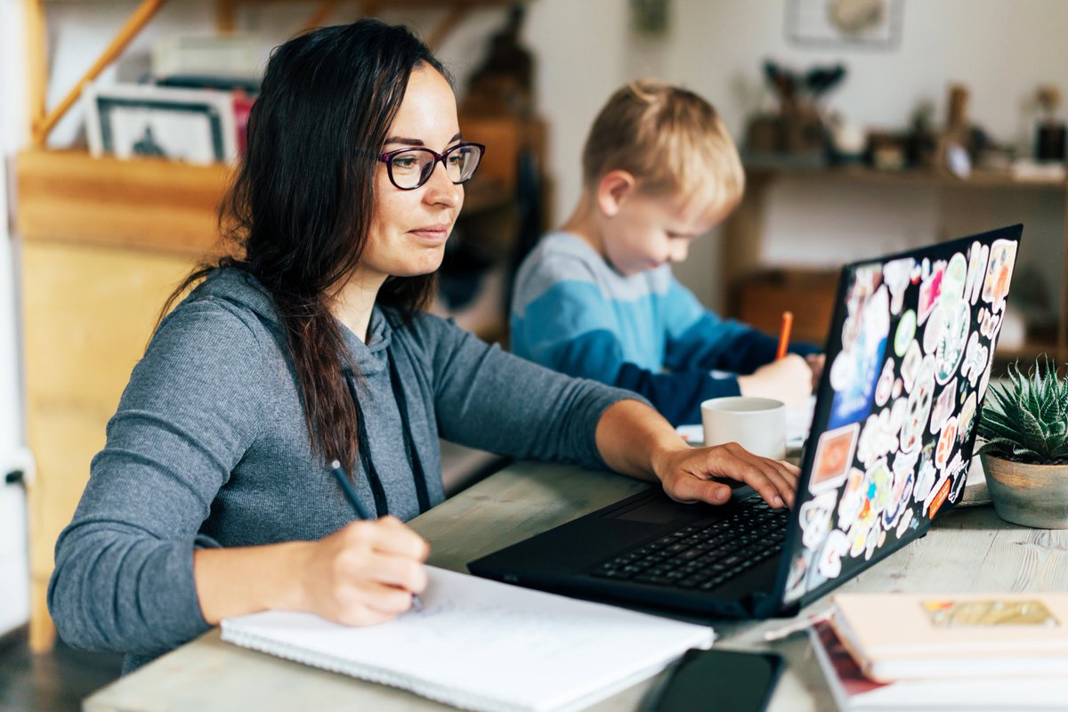 ACSES (@acsesedu) on Twitter photo One in ten tertiary students look after dependent children while studying, NCSEHE-funded research found.
Lisa Andrewartha on the challenging demands for parents in #HigherEd, and how unis can be accommodating to their needs. Via <a href="/KiftSally/">Sally Kift</a>'s CMM series. campusmorningmail.com.au/news/needed-no… One in ten tertiary students look after dependent children while studying, NCSEHE-funded research found.
Lisa Andrewartha on the challenging demands for parents in #HigherEd, and how unis can be accommodating to their needs. Via <a href="/KiftSally/">Sally Kift</a>'s CMM series. campusmorningmail.com.au/news/needed-no…
