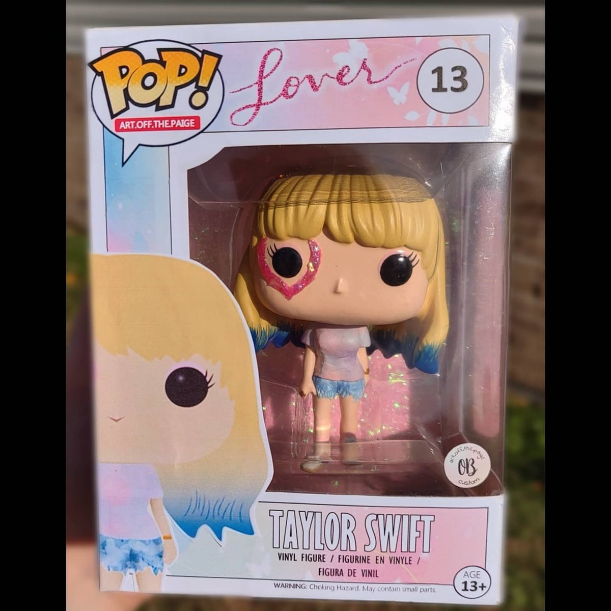 art.off.the.paige on Instagram: Taylor Swift 1989 Glitter bodysuit Custom  Funko Pop! 💙💜 I HAVE BEEN WAITING OVER A MONTH TO SHARE THIS! Sometimes  my people …