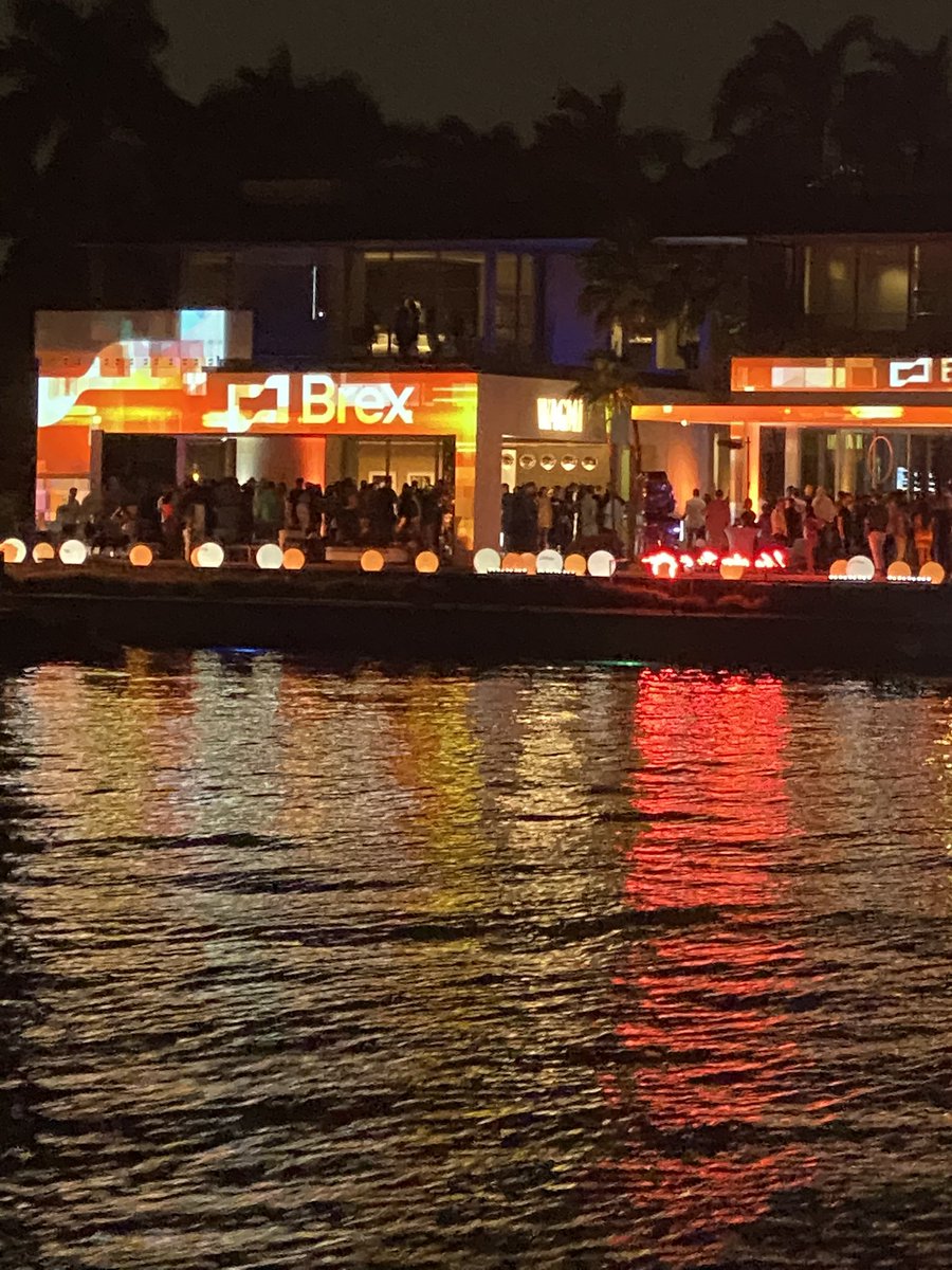 Jason Shuman tweet media