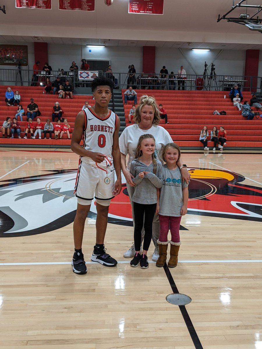 V-Town Showdown Basketball Tournament tweet media