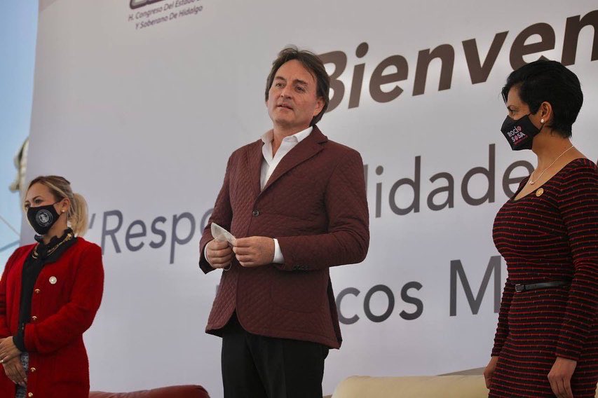 FRANCISCOXAV1ER's tweet photo. •Asistí al Foro de Capacitación para Regidores y Presidentes Municipales organizado por el #IDEFOM, en el marco de su décimo aniversario.
•Importante la profesionalización de los servidores públicos. @CongresoHidalgo #Hidalgo https://t.co/xsOWZMYaCk