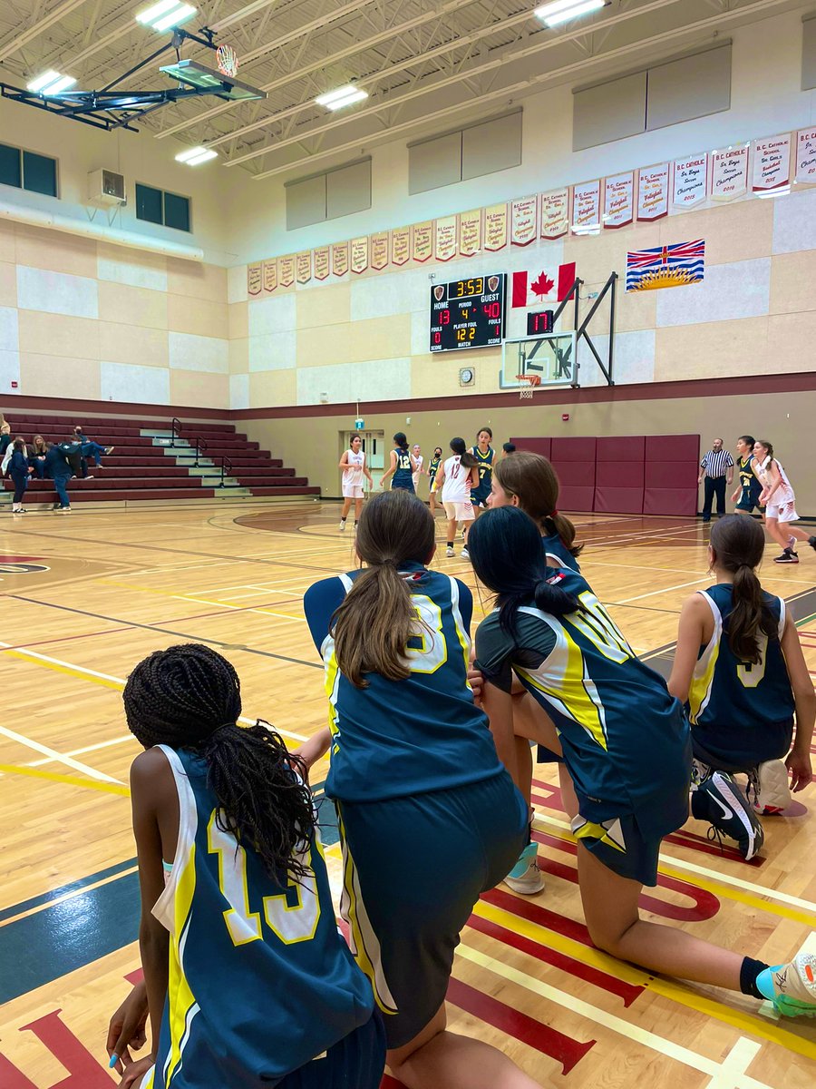 Miss_Minicucci's tweet photo. @MulgraveTitans grade 8 girls starting off their first game back after COVID with a big win! #proudcoach https://t.co/0OCqfKnZwJ