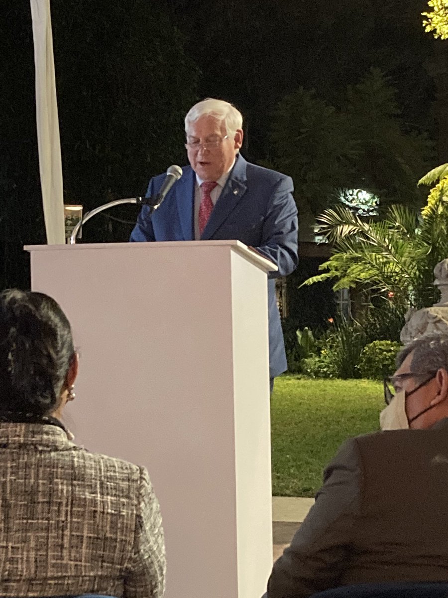 iki_iba's tweet photo. Palabras de cierre del Secretario Villalobos en el Evento de Cierre del #ProyectoIKIIBA en Casa Lamm #CiclodeCierre @IKI_Mexico @GIZMexico https://t.co/nYDcYtkZrK