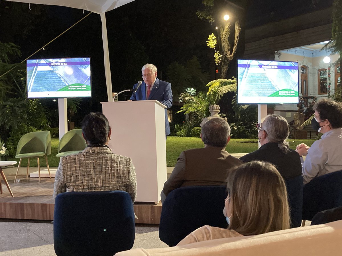 iki_iba's tweet photo. Palabras de cierre del Secretario Villalobos en el Evento de Cierre del #ProyectoIKIIBA en Casa Lamm #CiclodeCierre @IKI_Mexico @GIZMexico https://t.co/nYDcYtkZrK