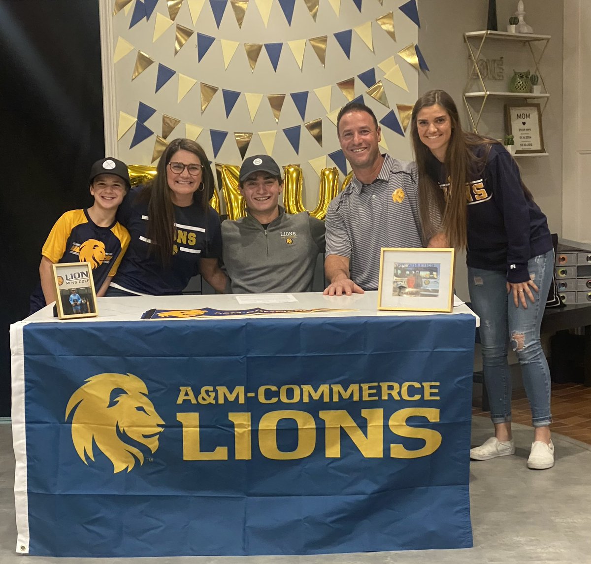 RuralGolf's tweet photo. What a week itโs beenโฆthese 2 studs signed their NLI to compete at the next level! Congrats to Luke and Kaitlyn. โณ๏ธ
@lion_mgolf
@GoConqsWGolf
#nextlevelgolf
#betterneverstops
#compete https://t.co/lApW11Ieet