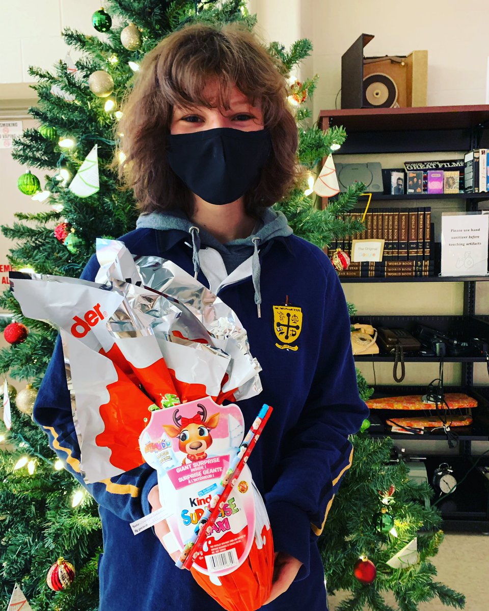stmThunderReads's tweet photo. Congratulations to Madelyne F. who is our first Wellness Wednesday winner for The Christmas πin the Library πevent! @stmikesbolton #christmasinthelibrary #wellnesswednesday https://t.co/NEI8gMAIfQ