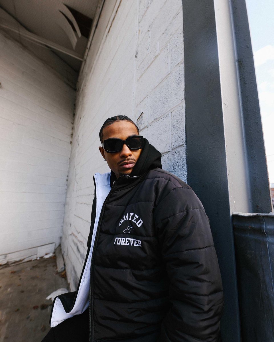 DBeltonjr's tweet photo. Goated Forever Puffers 
https://t.co/IpriXftmKh… #GoatedForever  photos by me 🐐♾ https://t.co/LEQb28hnNU