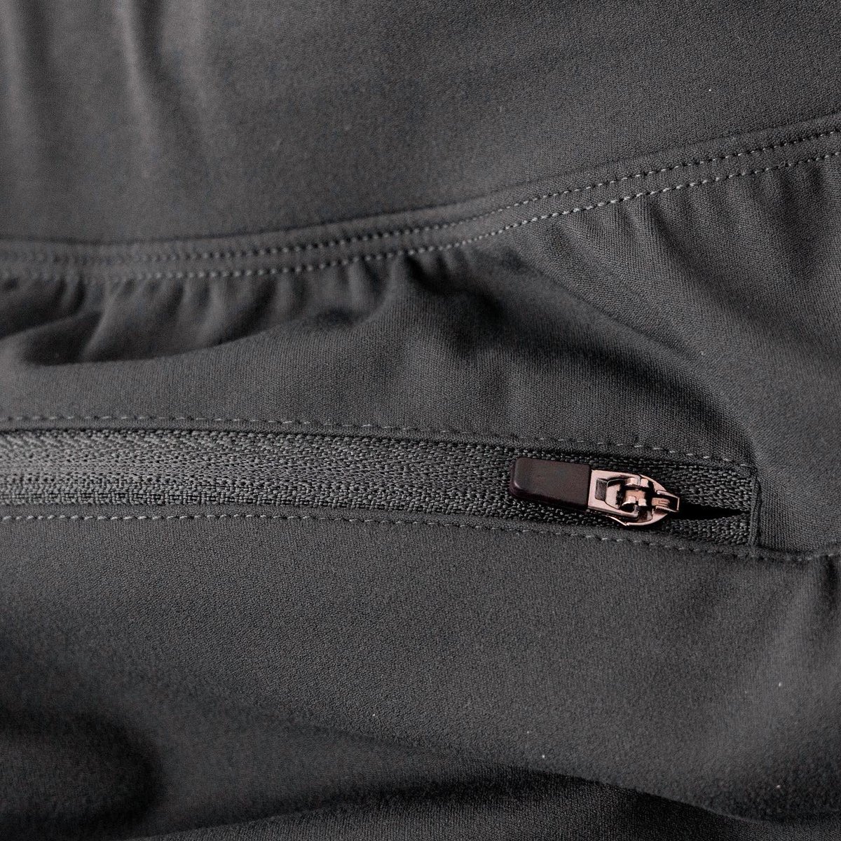 Jekyll_HYDE_App's tweet photo. ๐ฑ New and improved joggers dropping Sunday evening! (Since we werenโt able to get these out for Black Friday, they will be offered at a discount for the first 24 hours) https://t.co/bXRVNu2J6i
.
.
#joggers #jekyllhyde #squatproof #pockets #stretchyaf https://t.co/TtmtXQgQJt