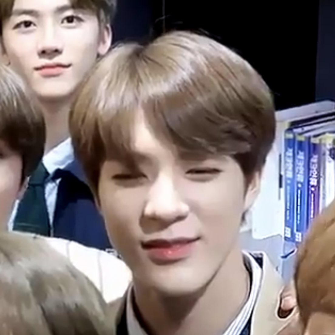 thinking about jeno tweet media