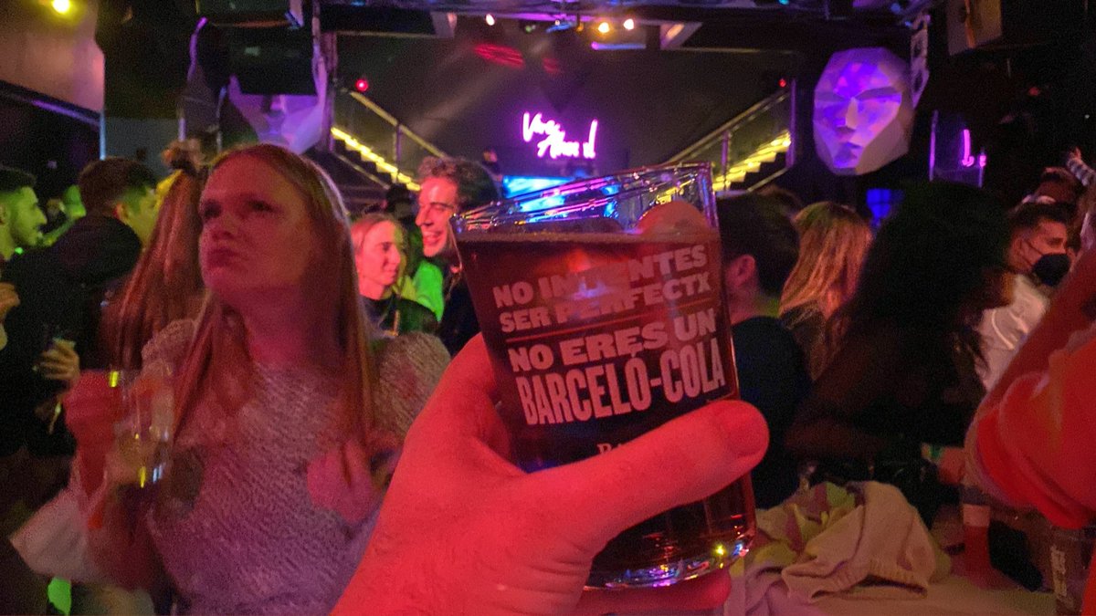 RonBarceloSpain's tweet photo. Se ha quedado buena noche, #backceloparty https://t.co/IgNWvYBjhI