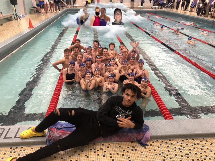 First meet: ✅ 
First team photo: ✅…?