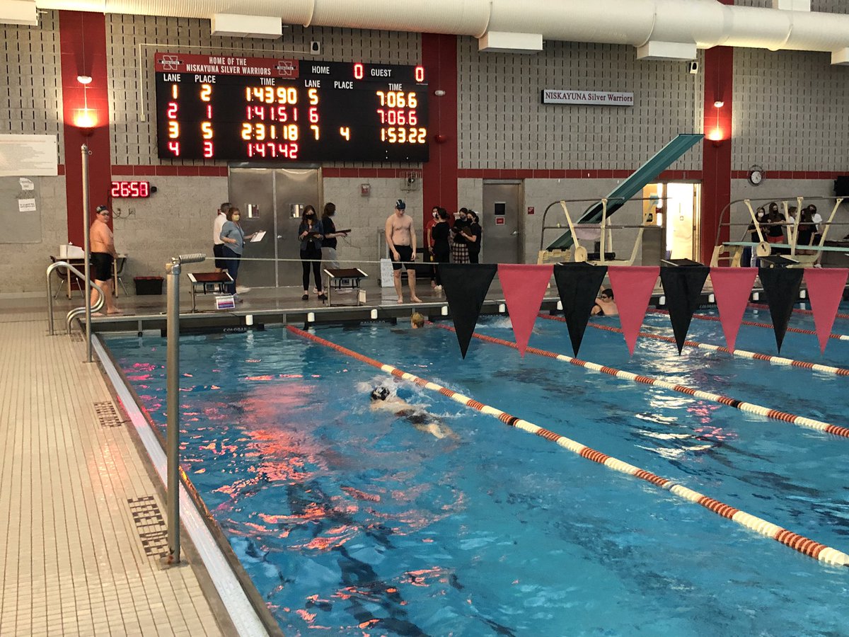 maldot56's tweet photo. Thank you @NiskayunaCSD for hosting a great first meet. You have a top program we aspire to be and a beautiful facility! Good luck the rest of the season! https://t.co/mV74NBHxhH