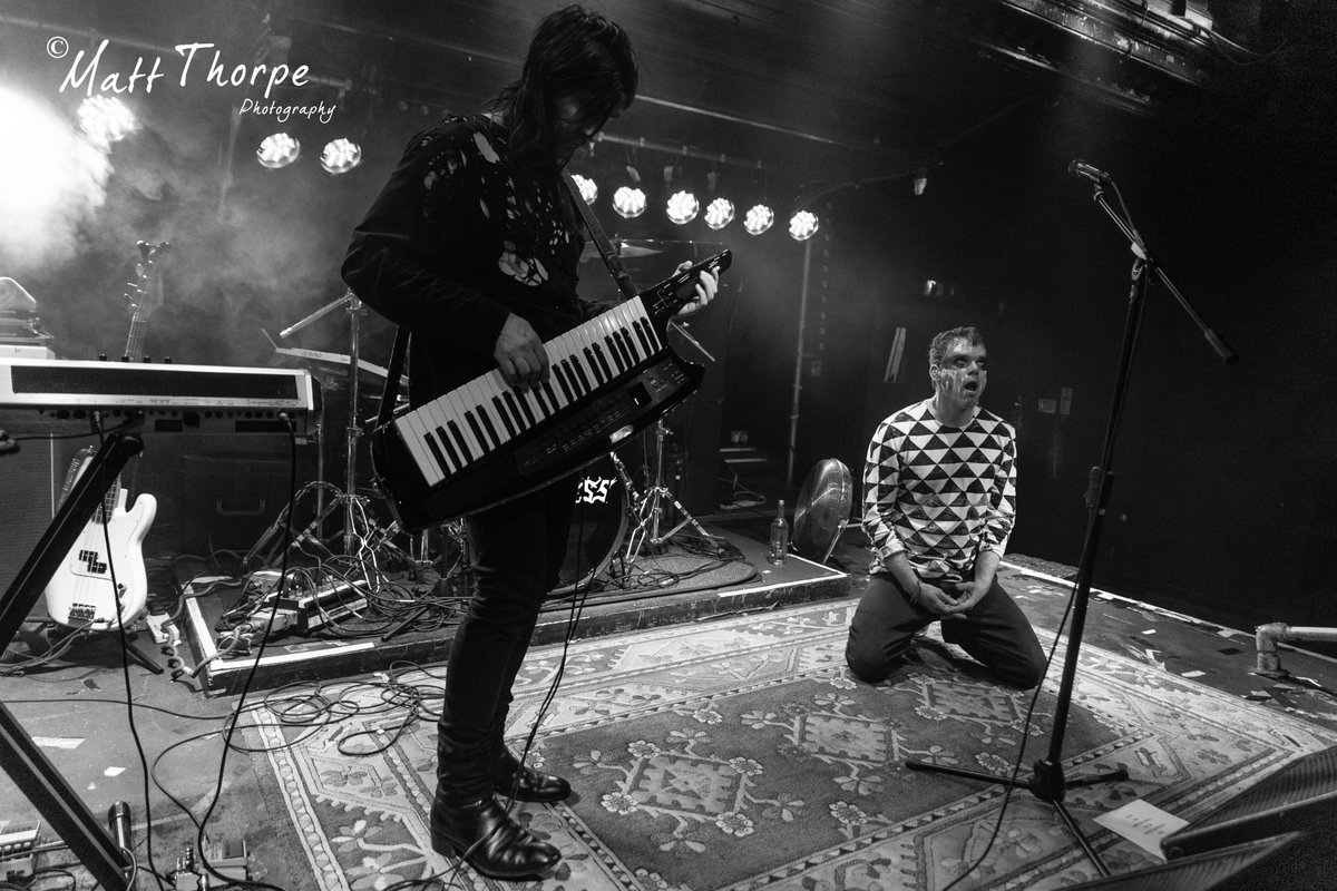 MattThorpePhoto's tweet photo. Princess Goes to the Butterfly Museum performing live in Bedford, England. Great new band with a killer frontman. @princessgoes_ @BedfordEsquires #michaelchall #concertphotography #gigphotography #livemusic #Dexter #peteryanowitz #mattkatzbohen https://t.co/mWrAaxwCtG