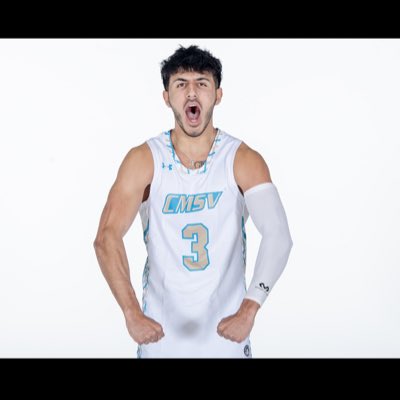 AaronDarab3's tweet photo. #NewProfilePic https://t.co/B2UwFfR9nj