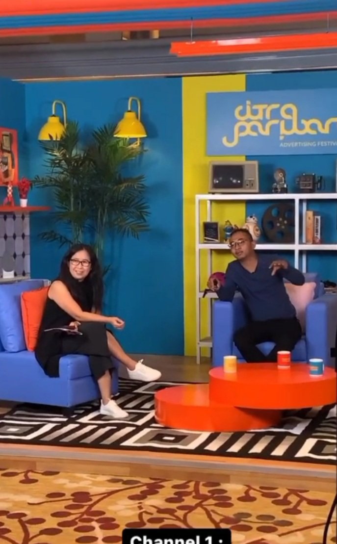tarrencepalar's tweet photo. Sharing with @parandaru at cozy space @citrapariwaraID @KompasData @hariankompas #humanizingdata #citrapariwara34 #embraceinsanity #advertisingandmarketing #CreativeSociety https://t.co/epYLj7JWBD