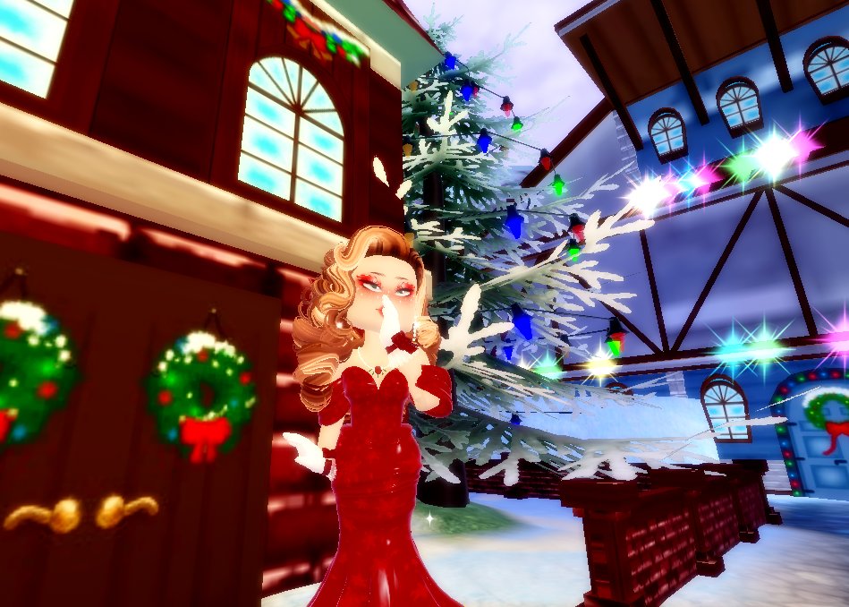 Omqitzpandahere's tweet photo. Feeling Christmas All Around ✨ #royalehigh #royalehighchristmas #rhchristmas21 https://t.co/K4LgpcPpMw