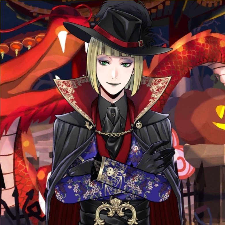 Hmm... although I never expected to wear my Halloween Costume on my birthday... wearing it makes me feel like this supposedly wintery month feel even more special. ✨