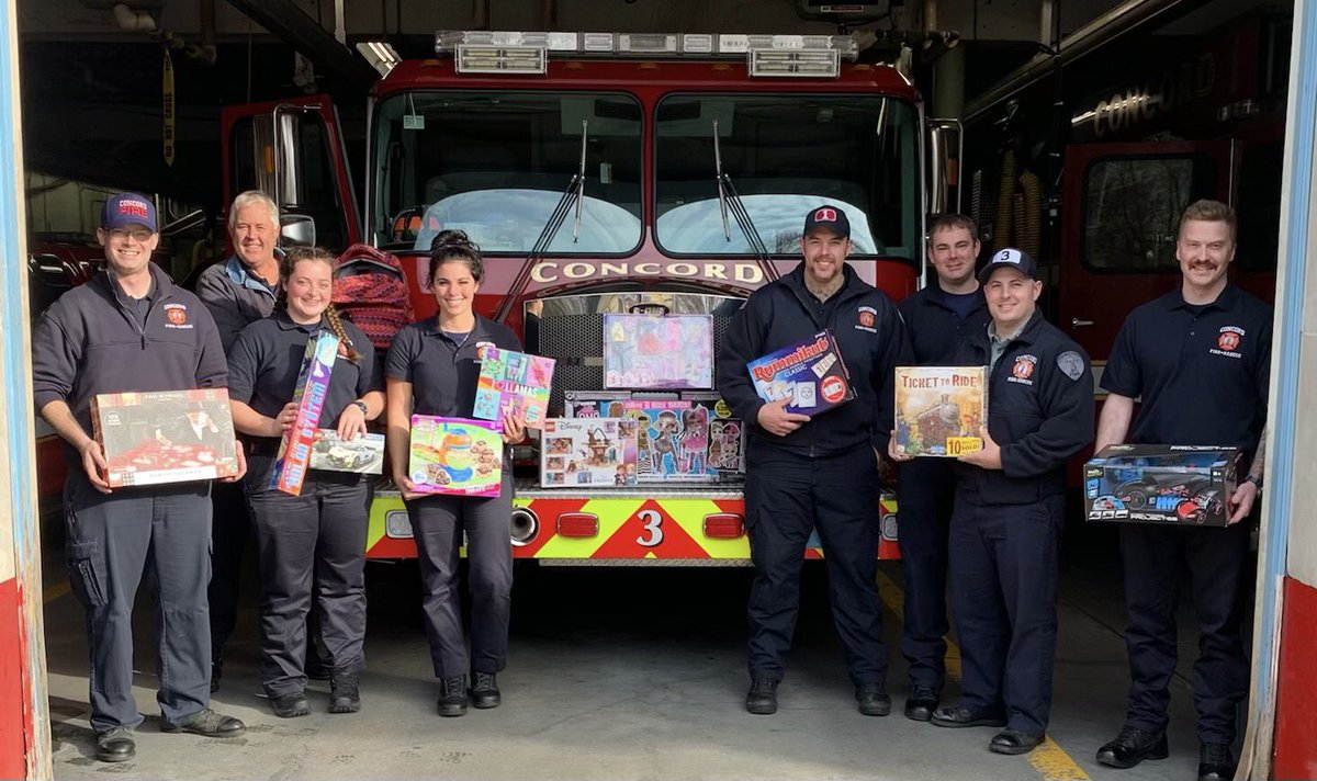 ConcordMAFire's tweet photo. The Concord Firefighters Relief Association and IAFF Local 1942 Toy Drive will be accepting new, unwrapped toys until December 15, 2021.

Drop off bins are located at both of our Stations.

#HappyHolidays
#Community
#ToyDrive https://t.co/nOak2trNZv