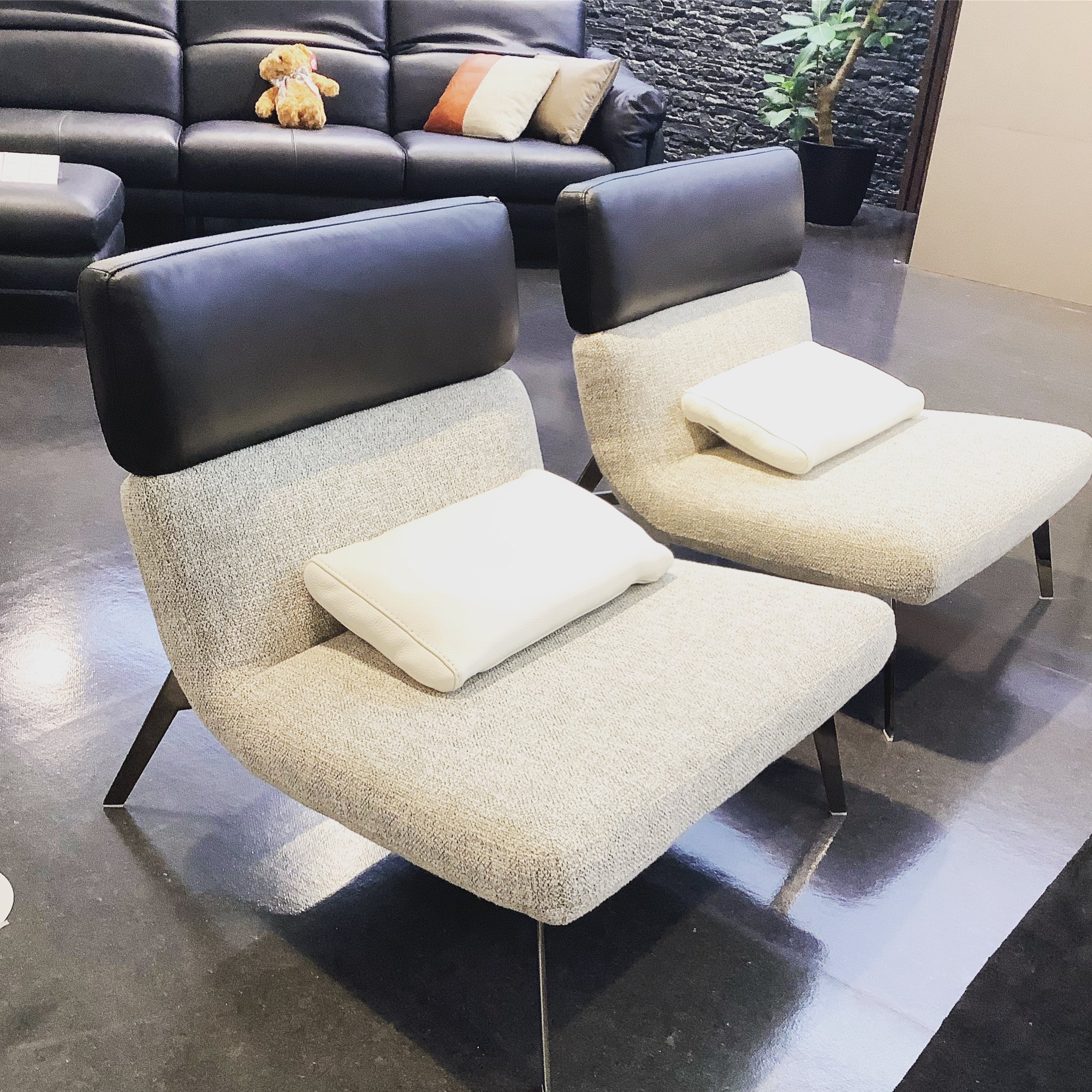 IDC大塚家具 ドミシール 1人掛けソファ オットマン ドイツ 定価25万 ドイツ 定価25万 IDC大塚家具 ドミシール 1人掛けソファ オットマン