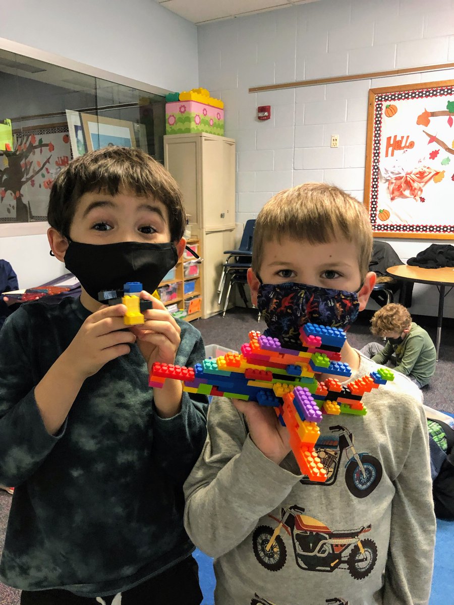 CampbellExtday's tweet photo. Our PK/K friends busy @ play! https://t.co/NMGacesbUq