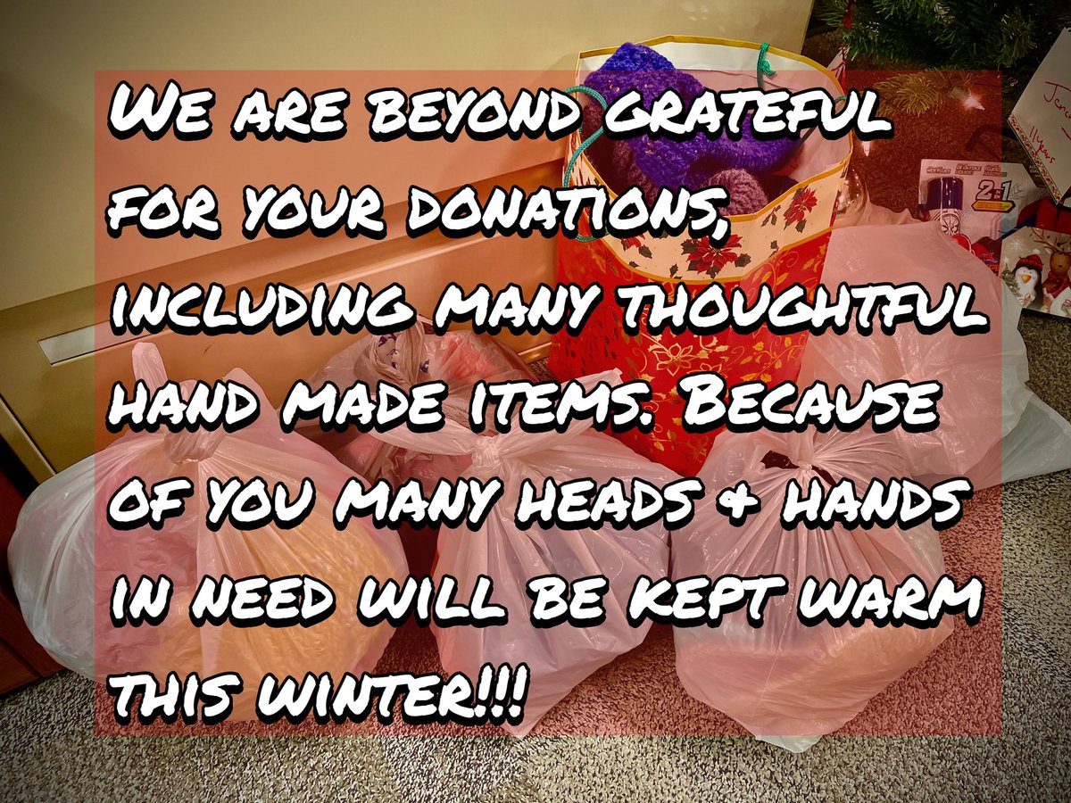 5Nrps's tweet photo. Donations of new/unused mittens, toques &amp; scarves have begun to arrive @5Nrps for the #EarMuffsAndMittens program.

Thank you to our amazing #community members for your generosity &amp; support 🙏

Donations continue to be accepted at 650 Gilmore Rd @TownOfFortErie Mon-Fri, 9am-3pm https://t.co/nzVyl1W05n