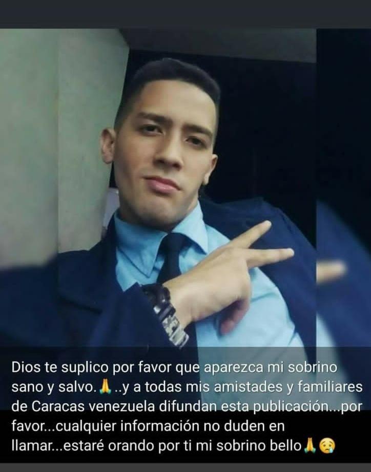 BeaMar78's tweet photo. Amigos twiteros!! Hoy me toca acudir a ustedes, ayúdenme por favor a difundir la foto de mi primito 🥺😞, Tiene apenas 22 años, está desaparecido desde el día Sábado en Caracas @AlbertoRodNews  @HctorCa83916465 @MamaLisVzla https://t.co/O3NMtwIcdP