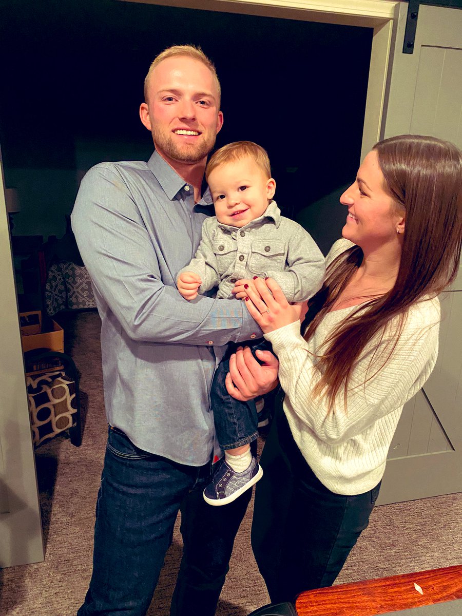 kelshans7's tweet photo. A little late… CONGRATULATIONS to @hay_hanson and my new bro @payne_mccutch! Love you guys so much and beyond happy for you two ❤️ https://t.co/EZdX8q2X8O