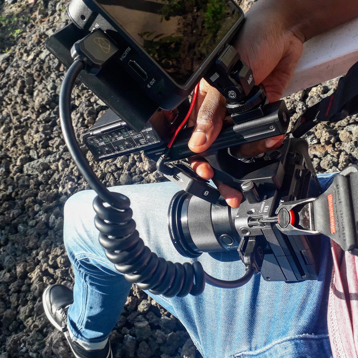 Chris_bitwaiki's tweet photo. Working on my #firstfeature #documentary #film "Les sinistrés" ( #victims of the eruption of the #Nyiragongo volcano)
LANGUAGE #Swahili, SHOOTING LOCATION #Goma, #DRCongo RESEARCH PARTNERS #Coproducers, #distributors, Sales agent ACTUAL STATUS In production https://t.co/jV4XpkPMib
