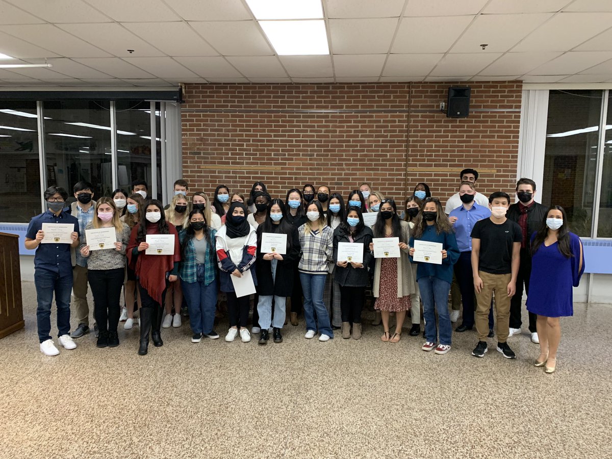 BlakeCarole's tweet photo. Proud of our new Science National Honor Society members at PHHS! Thanks to Dr. Brenda Shah for joining us! @Hall_Pride https://t.co/szGtM8u4vu