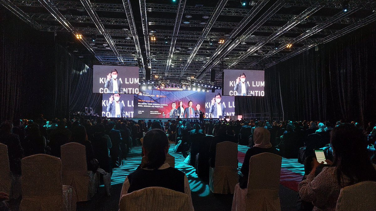 mo_fizhu's tweet image. Forum in session #HRDCorp