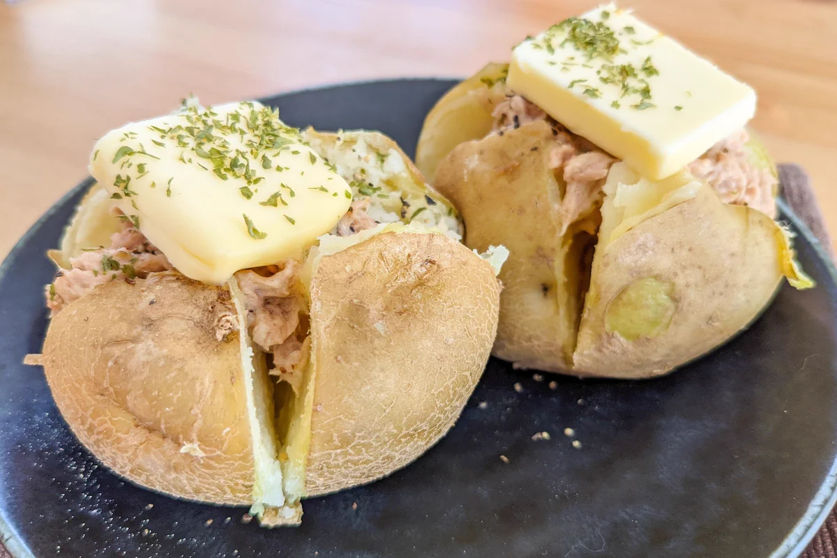 ぜひ夕飯のお供に！「悪魔のツナマヨじゃがバター」