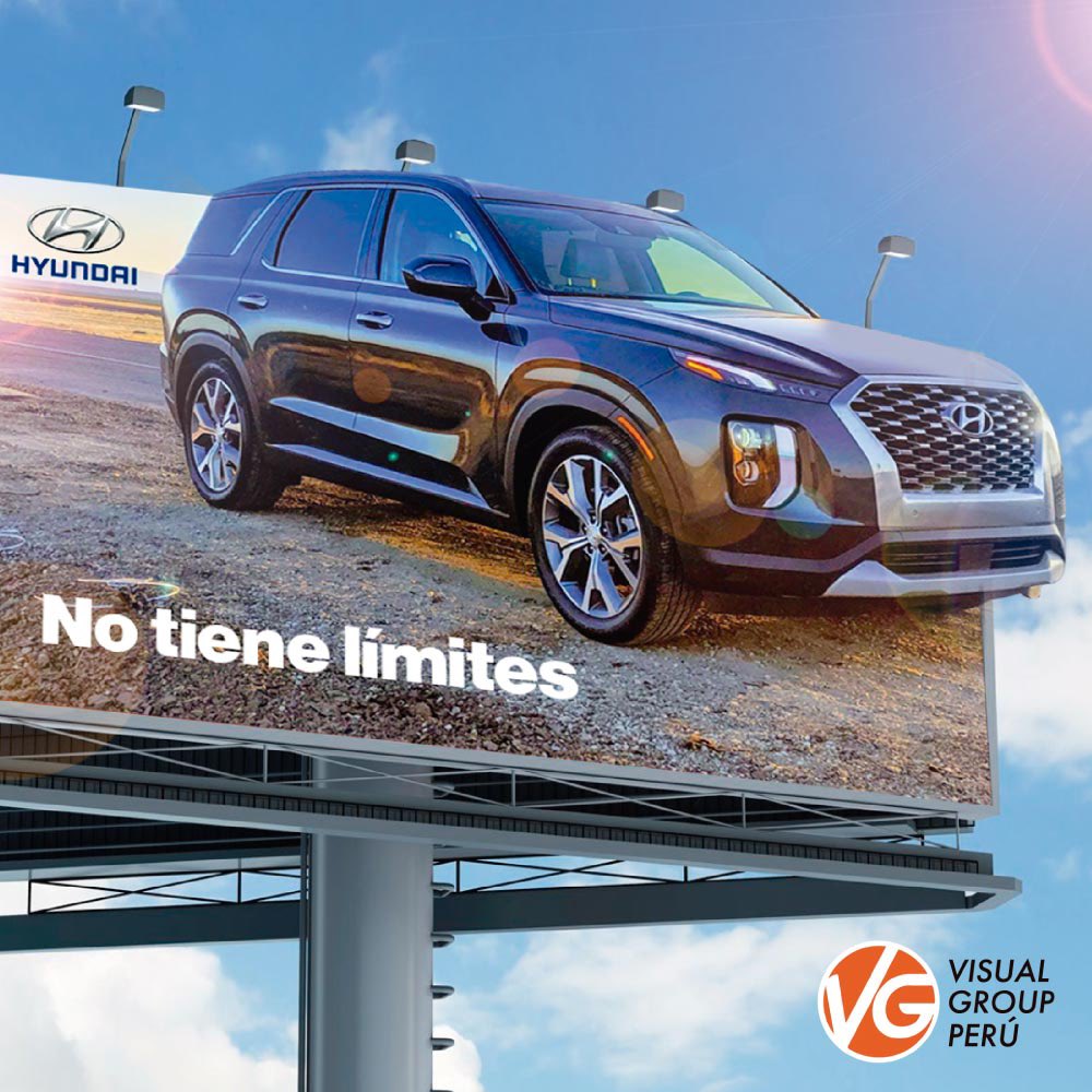 MatiasCarrillo0's tweet photo. @PaolaMKT Hyundai saca una valla publicitaria para posicionar su marca, donde hace énfasis en que sus autos no tienen límites, tan potentes que hasta salen de la valla. Es interesante como posicionan sus productos y hacen que la gente lo recuerde. #PrincipiosMKTUSFQ @PaolaMKT https://t.co/RFSMGmlC05