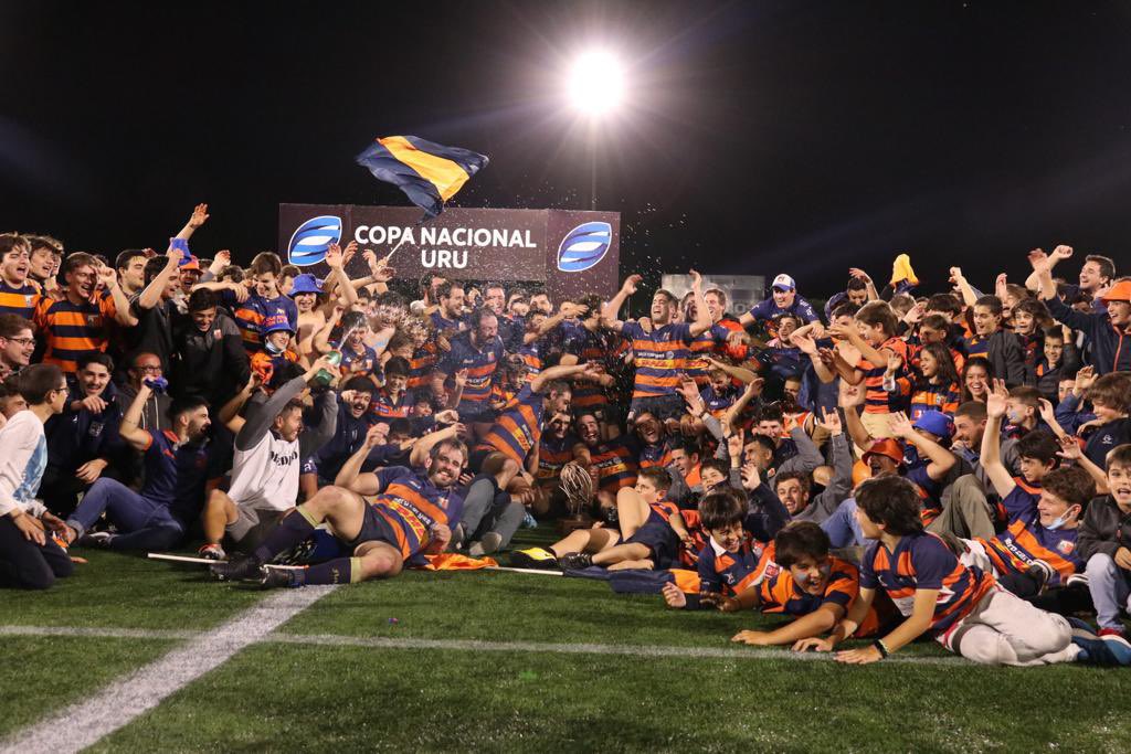 dmagno89's tweet photo. Gran paso! Felicitaciones @mvccuy y gracias a todos por siempre hacerme  un lugar!! Campeones! 🏆 https://t.co/Jkp9bqkdA0