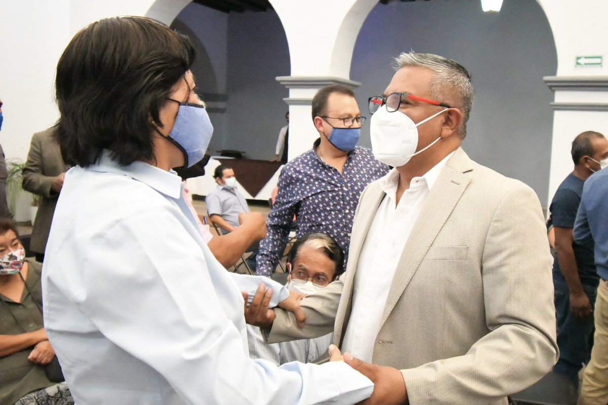 chusmtz_'s tweet photo. Con afecto de amigo y compañero de camino en este tiempo en que nos ha tocado vivir, deseo expresarles mi gratitud por compartir conmigo la experiencia del servicio público en la representación política de regidor de nuestra entrañable y bella ciudad capital. ¡GRACIAS🙏🏽! #Chus https://t.co/ZC0VfFM94S