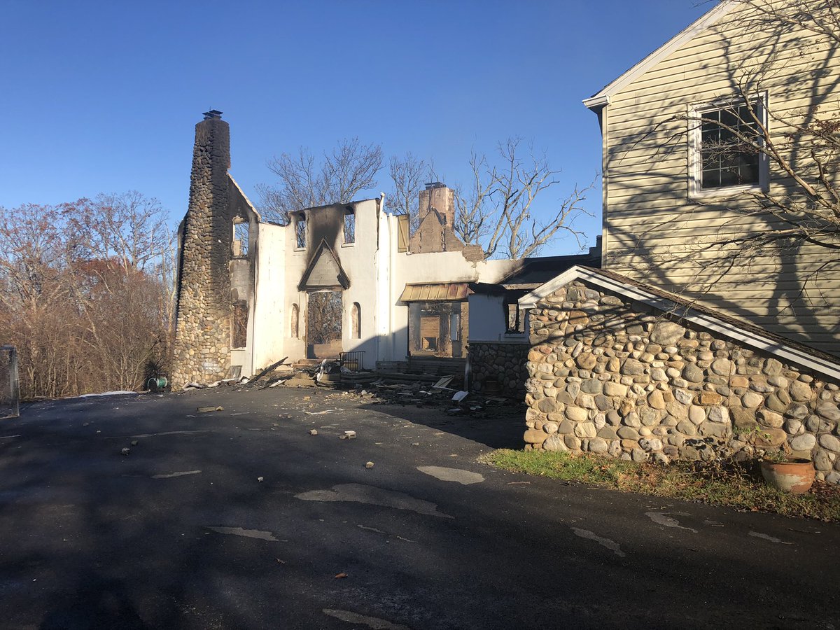 mcfrsPIO's tweet photo. Update (11/23) Big Woods Rd, house fire; CAUSE, accidental, homeowner using smoke to manage snake infestation, it is believed heat source (coals) too close to combustibles; AREA of ORIGIN, basement, walls/floor; DAMAGE, >$1M; no human injures; snake status undetermined https://t.co/HIYOegJJT6